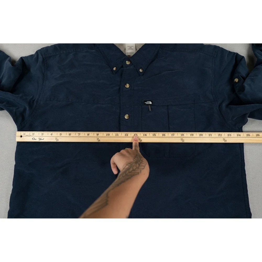 The North Face Mens LS Button Down Utility Shirt Navy Blue Large Gorpcore